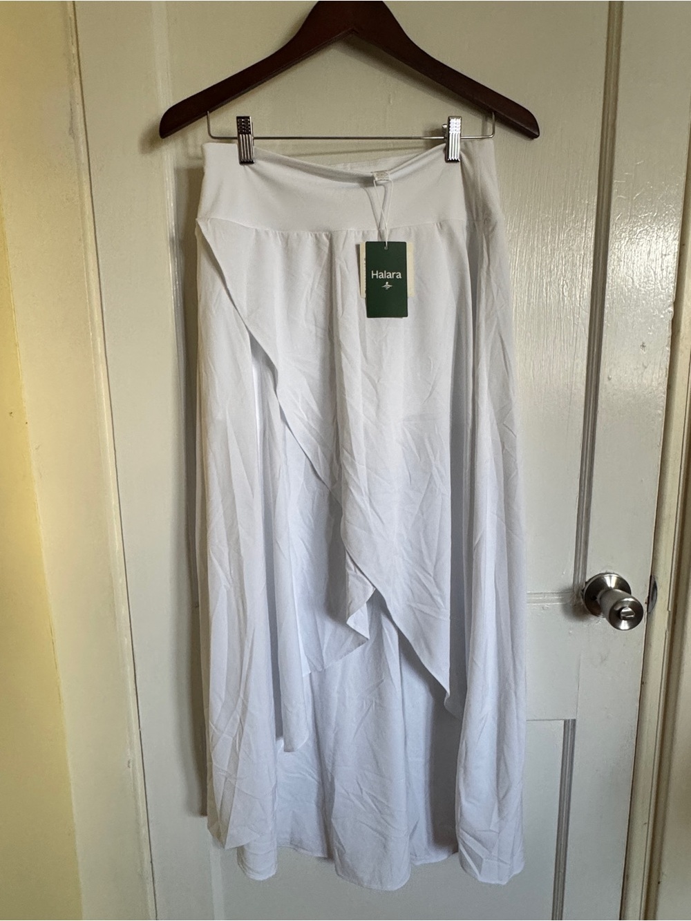 NEW Halara Women's White Wrap Maxi Skirt